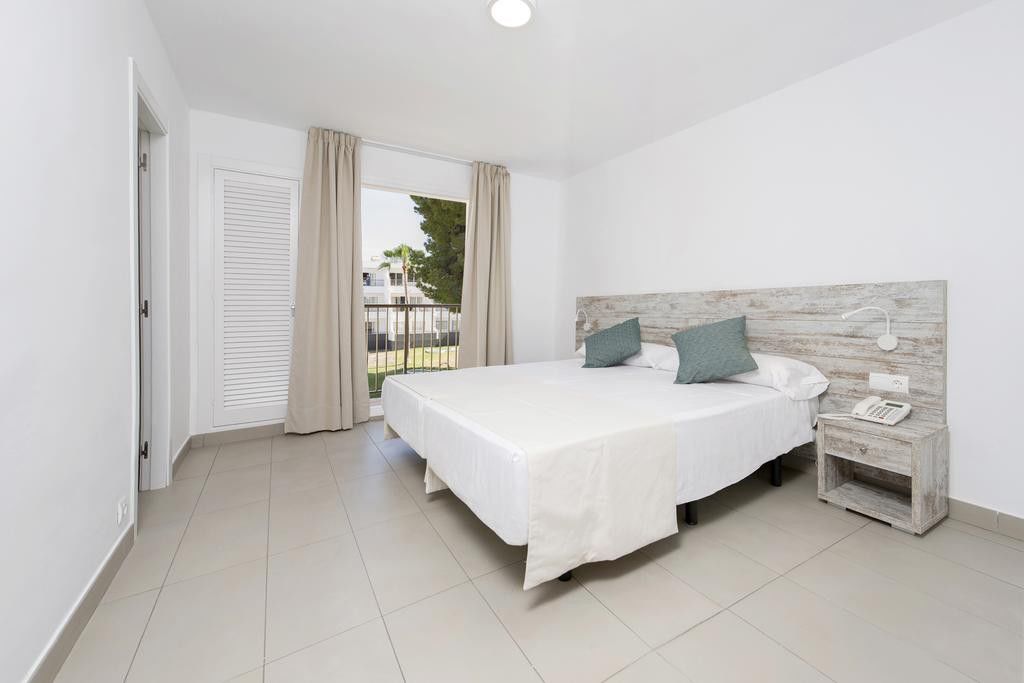 Apartamentos Vibra Riviera サンアントニオアバド エクステリア 写真