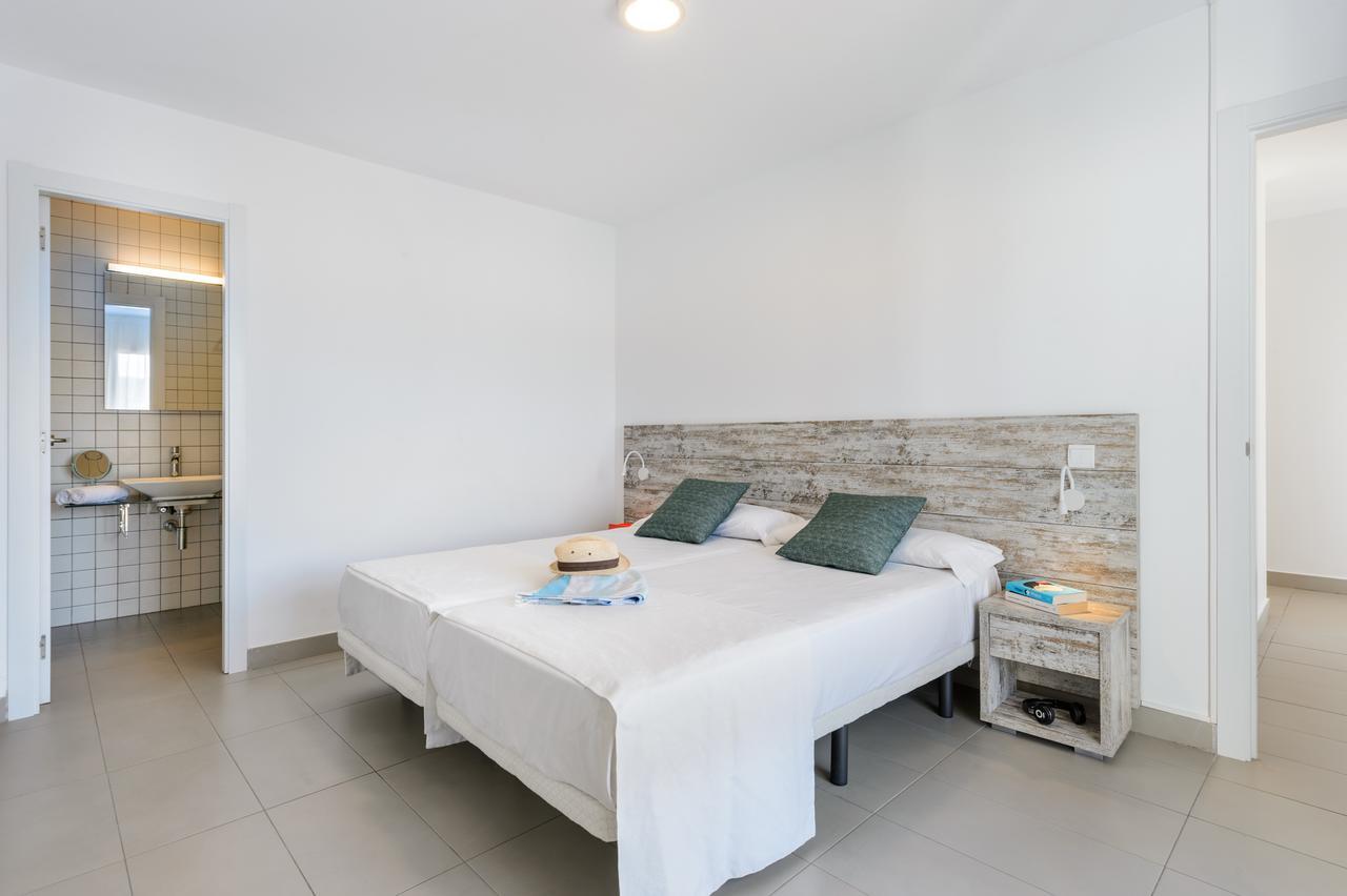 Apartamentos Vibra Riviera サンアントニオアバド エクステリア 写真