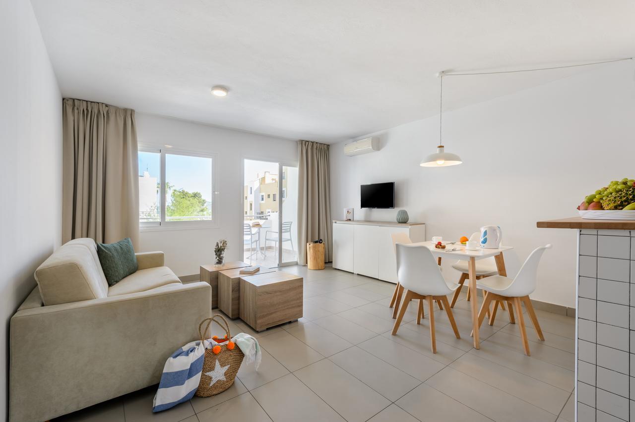 Apartamentos Vibra Riviera サンアントニオアバド エクステリア 写真
